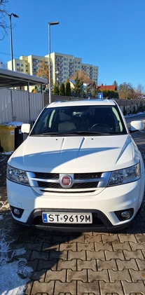 Fiat Freemont cena 40500 przebieg: 221000, rok produkcji 2013 z Tychy małe 326